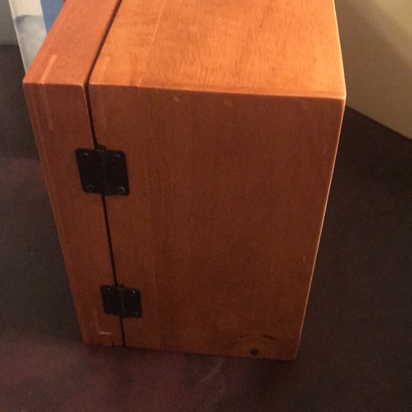 Pet Keepsake Frame/Box - Picture 3 of 11